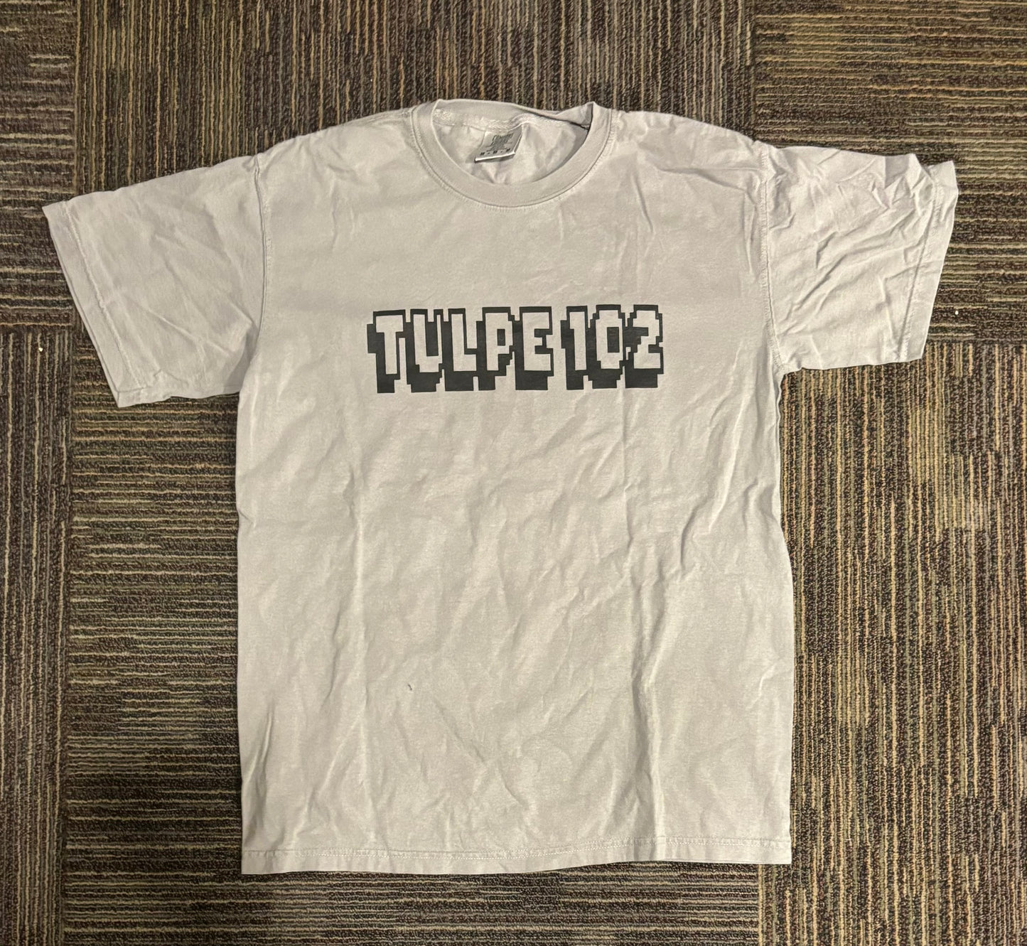 Tulpe 8-Bit Tee